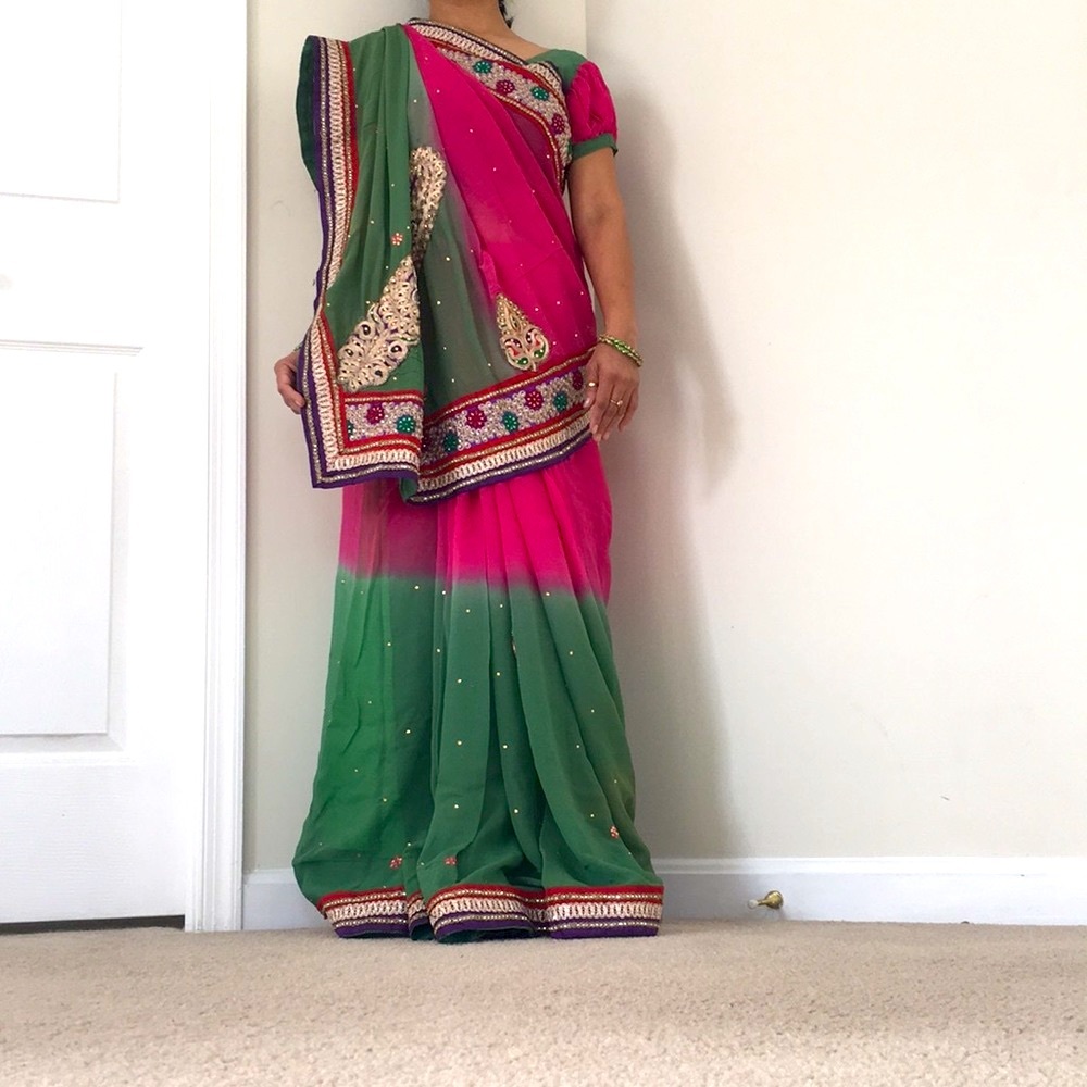 Beautiful Sari With Matching Blouse For Wedding A… - image 2